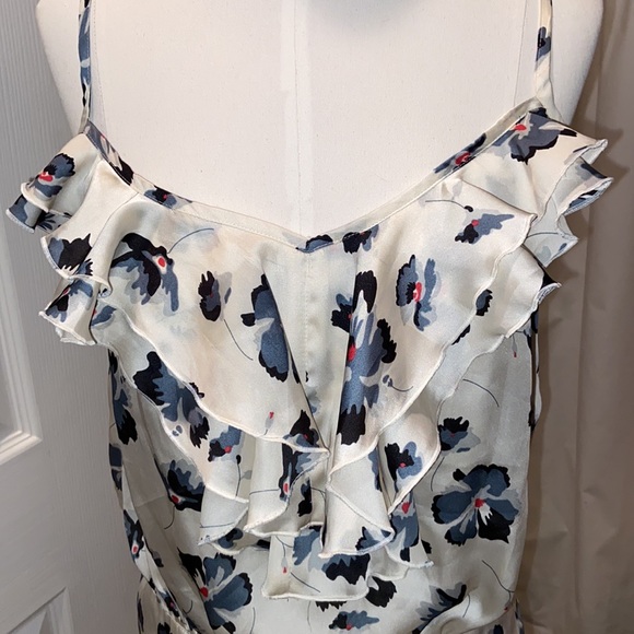 LC Lauren Conrad Sleeveless Floral Banded Top - Picture 5 of 5